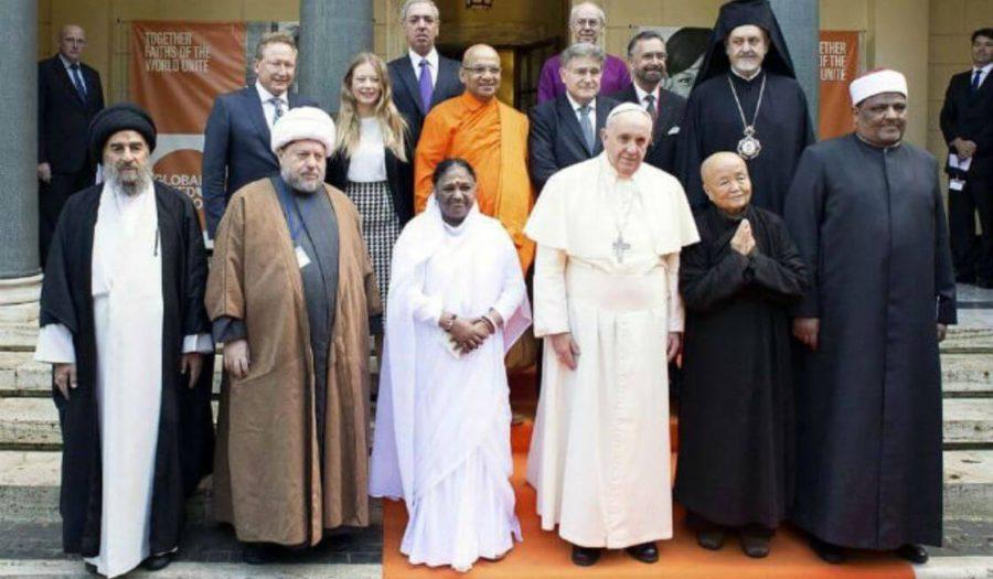 Influencia de la vestimenta religiosa en la moda actual