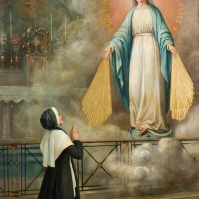 Santa Catalina Labouré: la vidente de la Medalla Milagrosa