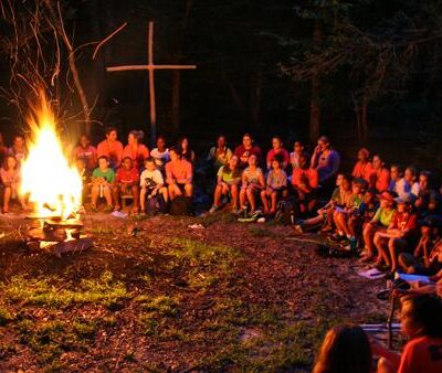 La importancia de los retiros espirituales juveniles