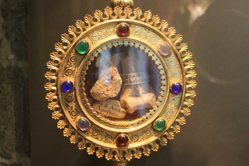 Las reliquias en la historia del arte y su simbolismo