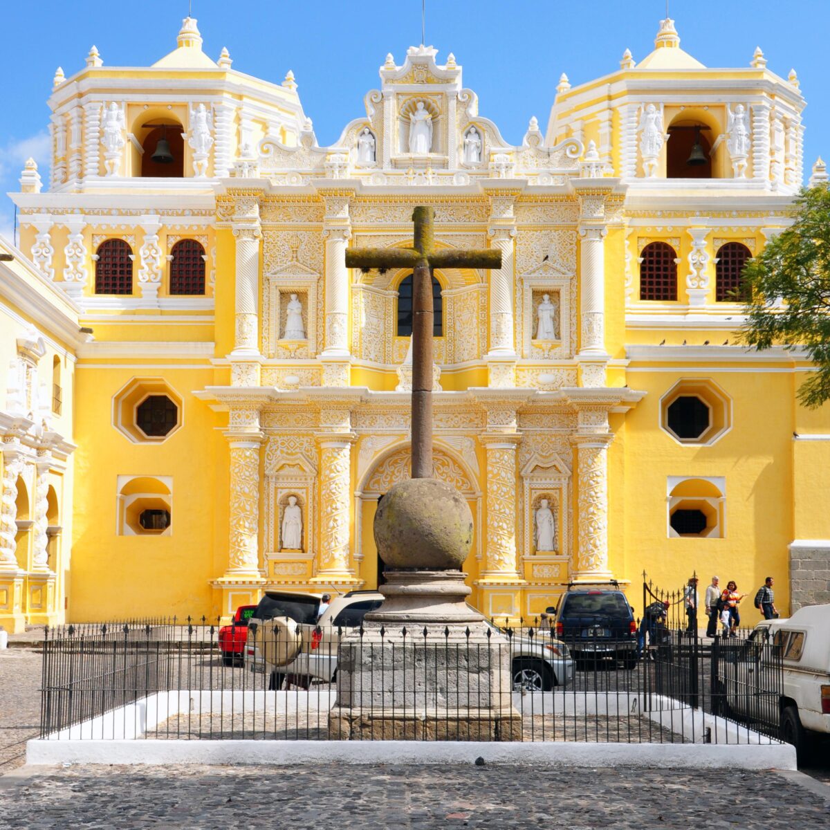 El papel de la Iglesia en la protección de la dignidad humana