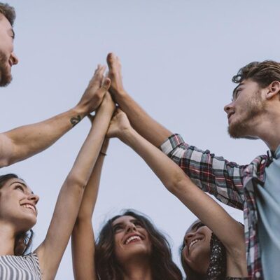 Cómo acompañar a los jóvenes en la búsqueda de sentido