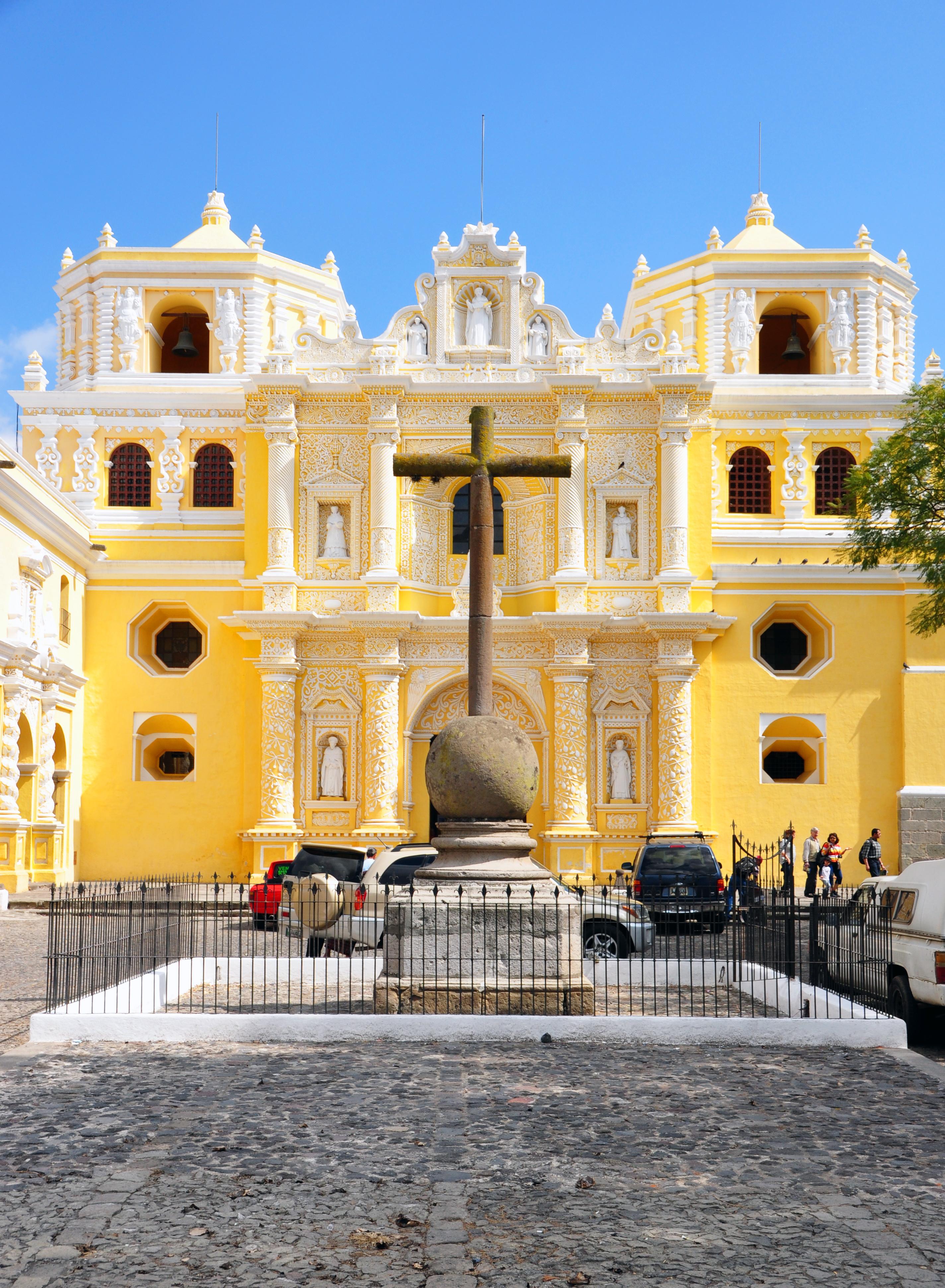 Iniciativas de la Iglesia para empoderar a las mujeres