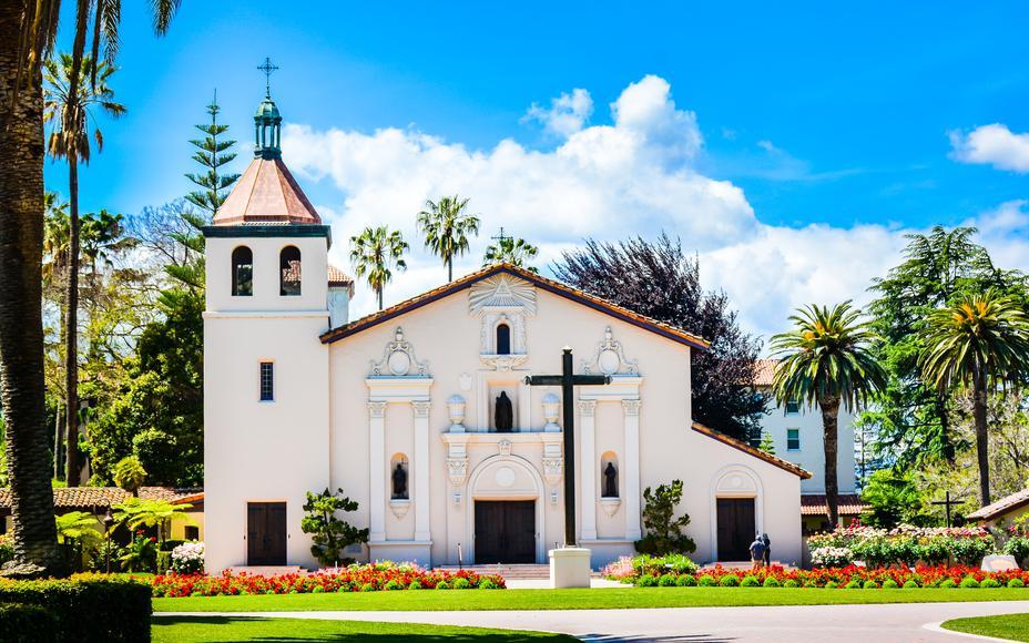Recomendaciones para honrar a⁤ Santa Clara de Asís en el ámbito televisivo