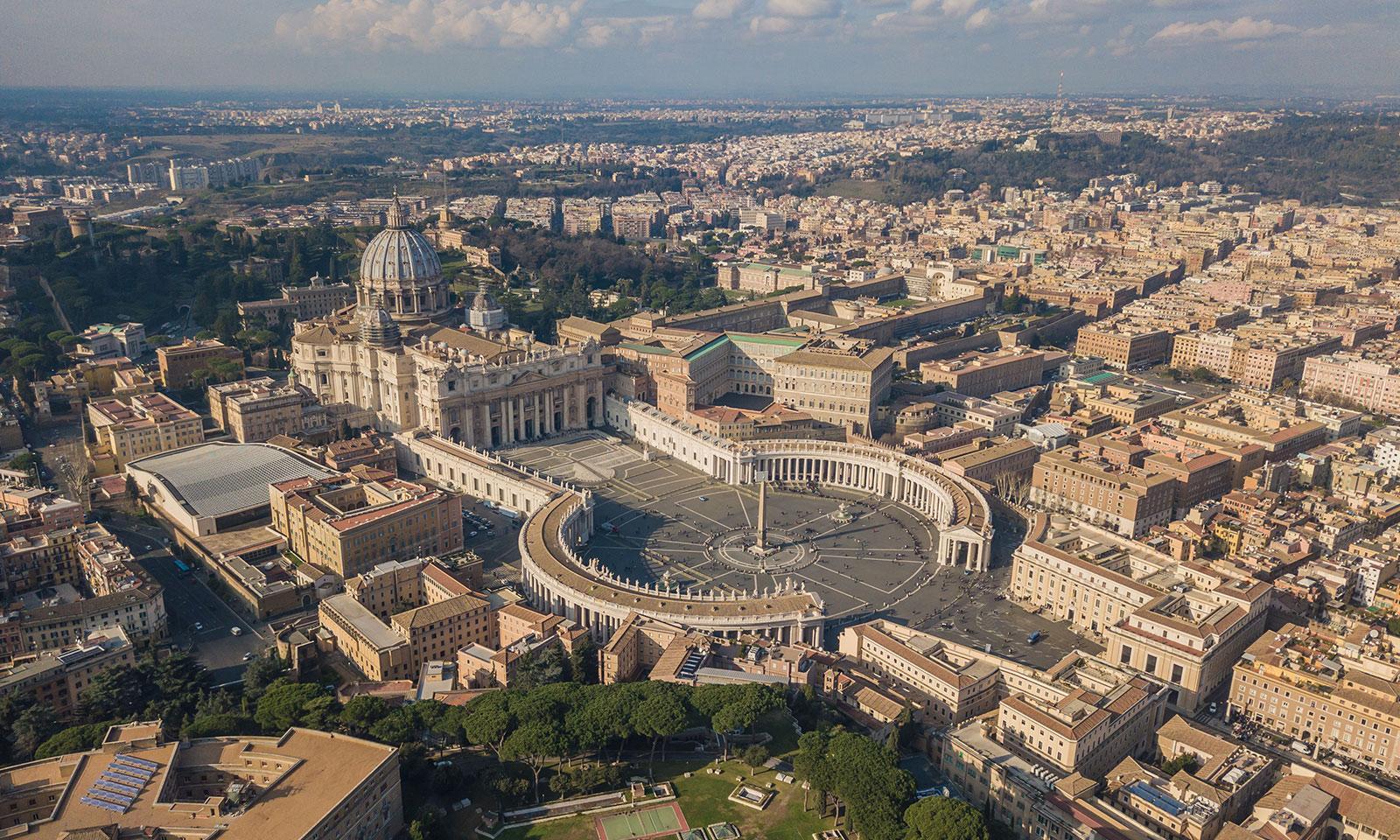 Sumérgete en la historia y tradición de la Ciudad del Vaticano