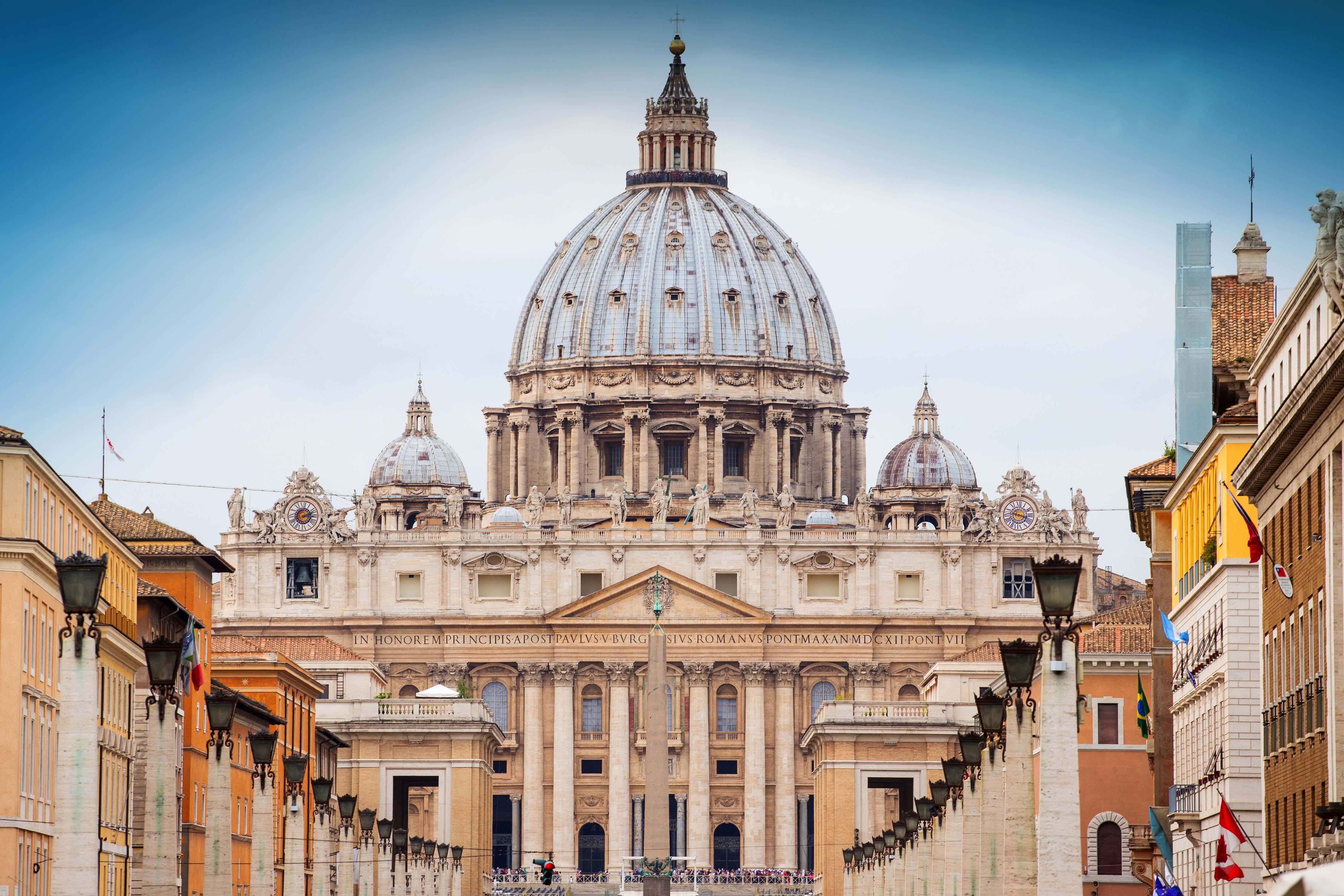 Reflexiones⁢ del‍ Vaticano‌ sobre el ⁣uso ético de la inteligencia artificial