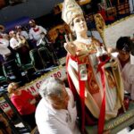 Fiesta de San Genaro en Nápoles: Milagro de la licuefacción de la sangre