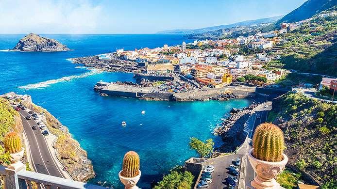 Explorando la influencia cultural y religiosa en Canarias