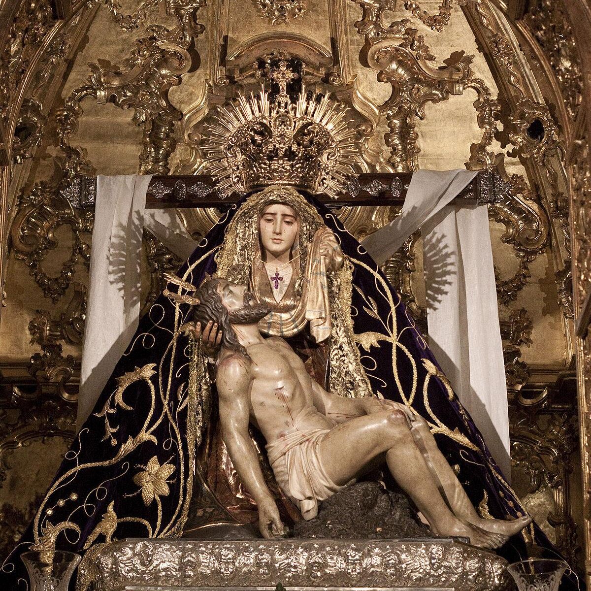 Procesión de la Virgen de las Angustias en Granada, España