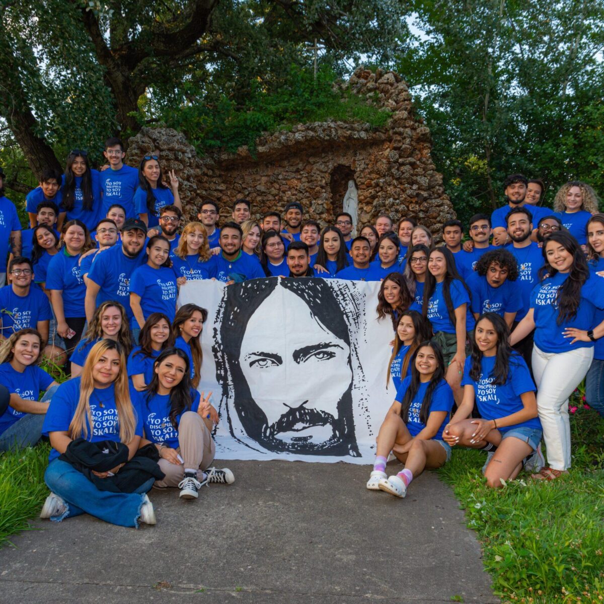 Jóvenes católicos frente a los desafíos del relativismo cultural