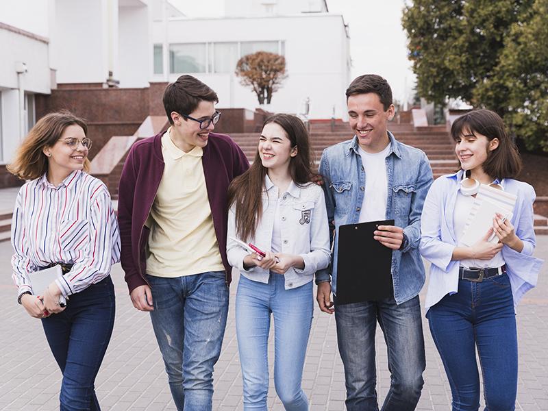 Recomendaciones específicas ‌para⁤ acercar ‍a los jóvenes a las⁣ prácticas ⁢sacramentales ‍en la era moderna