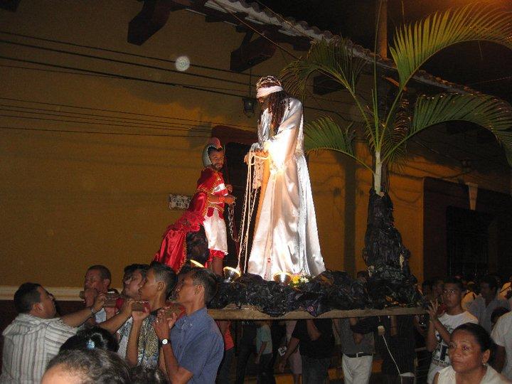La devoción‌ y tradición ⁢de la Procesión del Silencio en Taxco