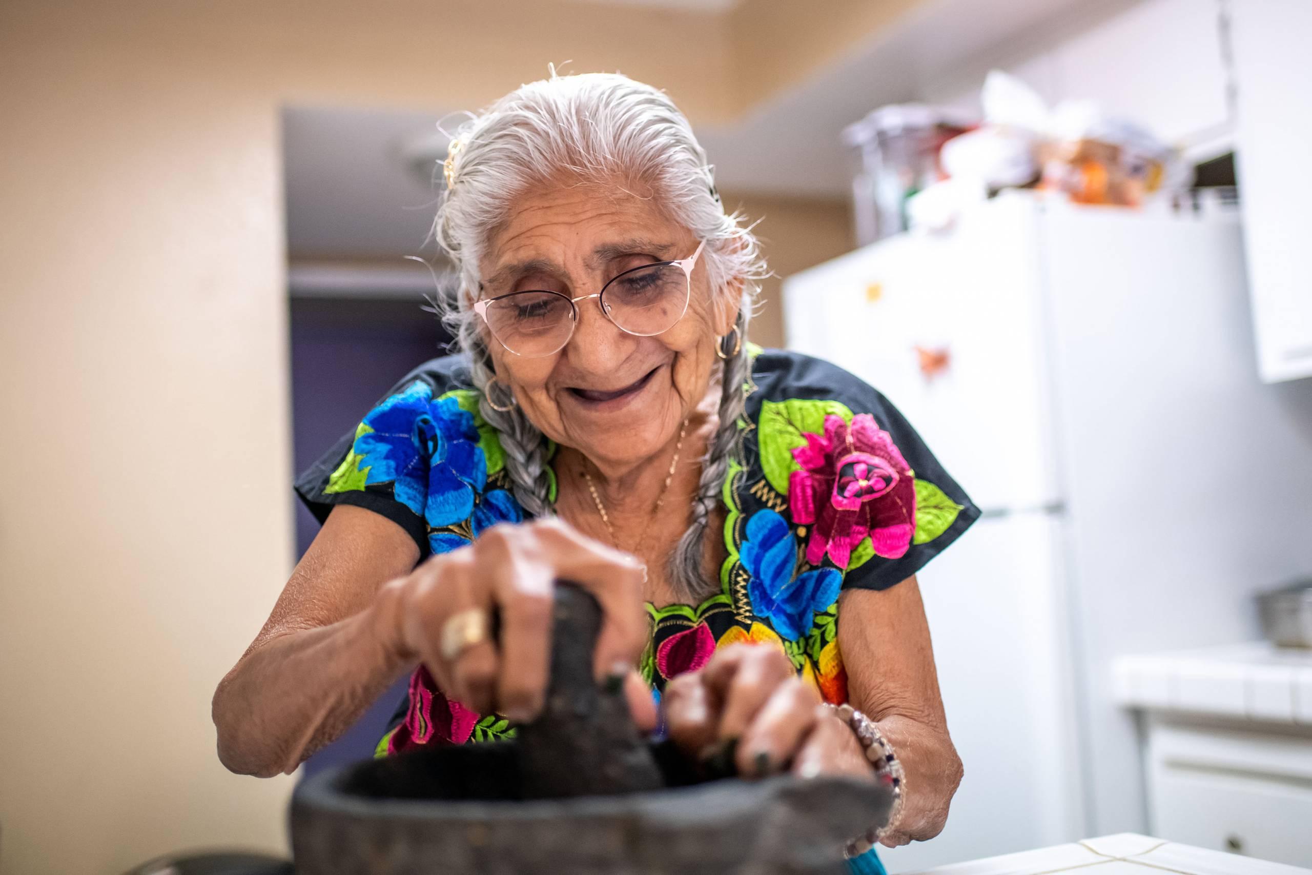 Consejos para fortalecer el papel de la abuela en la transmisión de la fe familiar